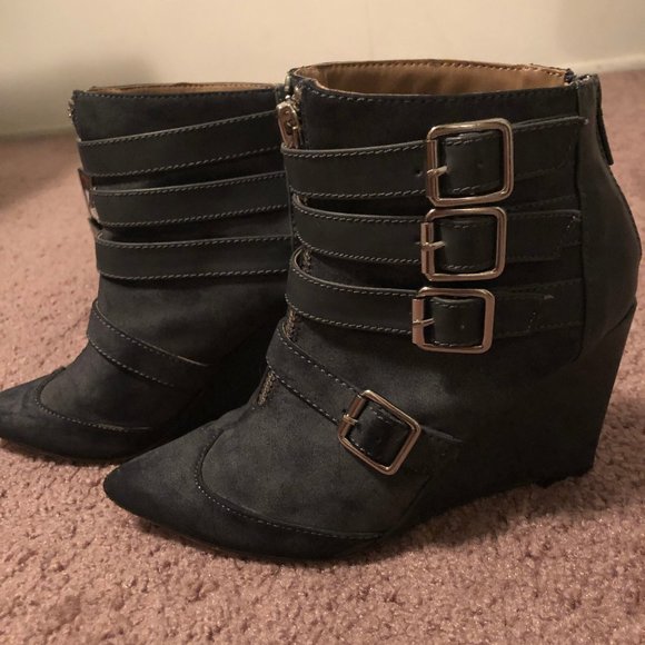 Buckle Suede Wedge Boot Booties -Slate Blue Gray -Size 6.5 -Like New - Picture 4 of 8